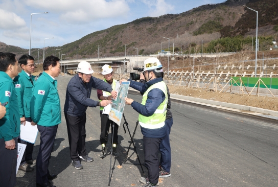 경남도지사, 제2안민터널(석동터널) 개통 전 안전점검 실시